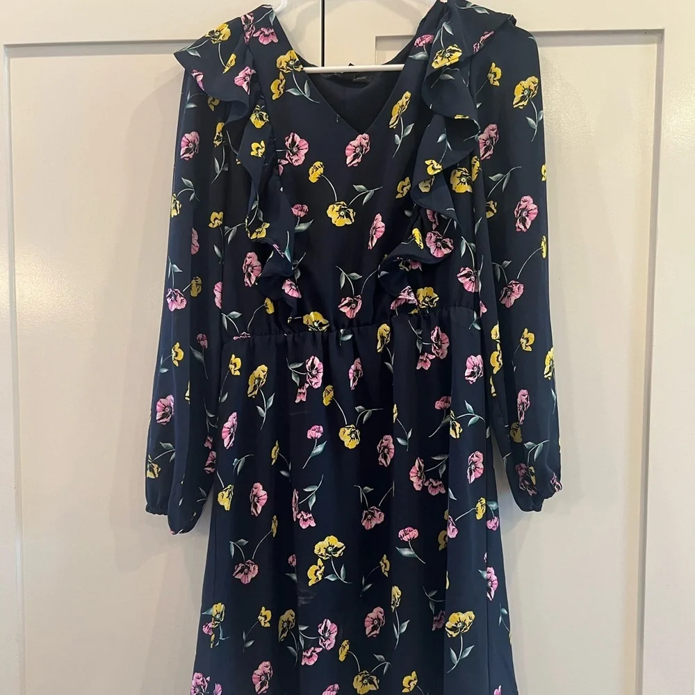 Women’s banana republic, extra small, XS navy dress with pink and yellow flowers - Picture 2 of 7
